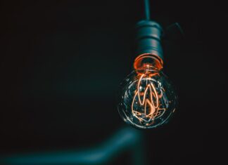 Jak zadać pytanie do sztucznej inteligencji?