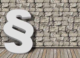 Czy kodeksy etyki mające zastosowanie w biznesie różnią się od zasad etycznych funkcjonujących w życiu codziennym?