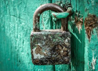 Jak zwiększyć bezpieczeństwo pracy z komputerem? Jak zwiększyć bezpieczeństwo pracy z komputerem?